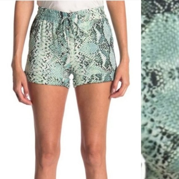 NWT! BALMAIN WOMEN'S KAKI SNAKE PRINT SHORTS Size 4 (F36)